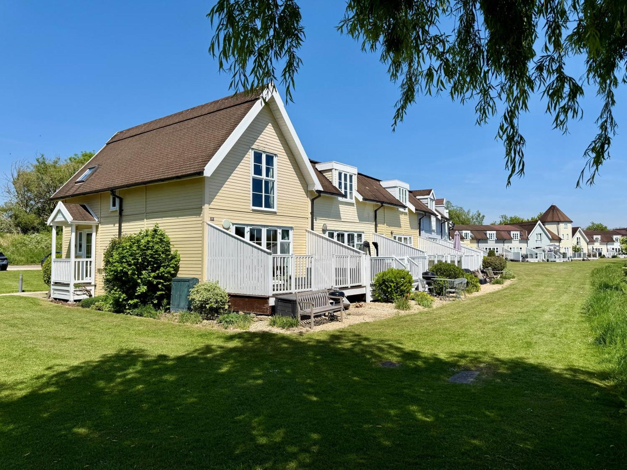 Emerald Lake House South Cerney Eksteriør bilde